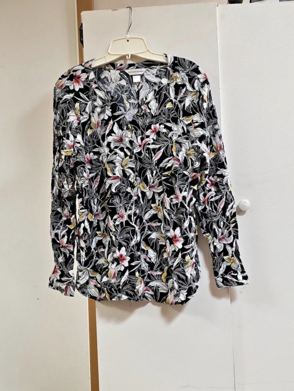 Botanical Print Long Sleeve Blouse